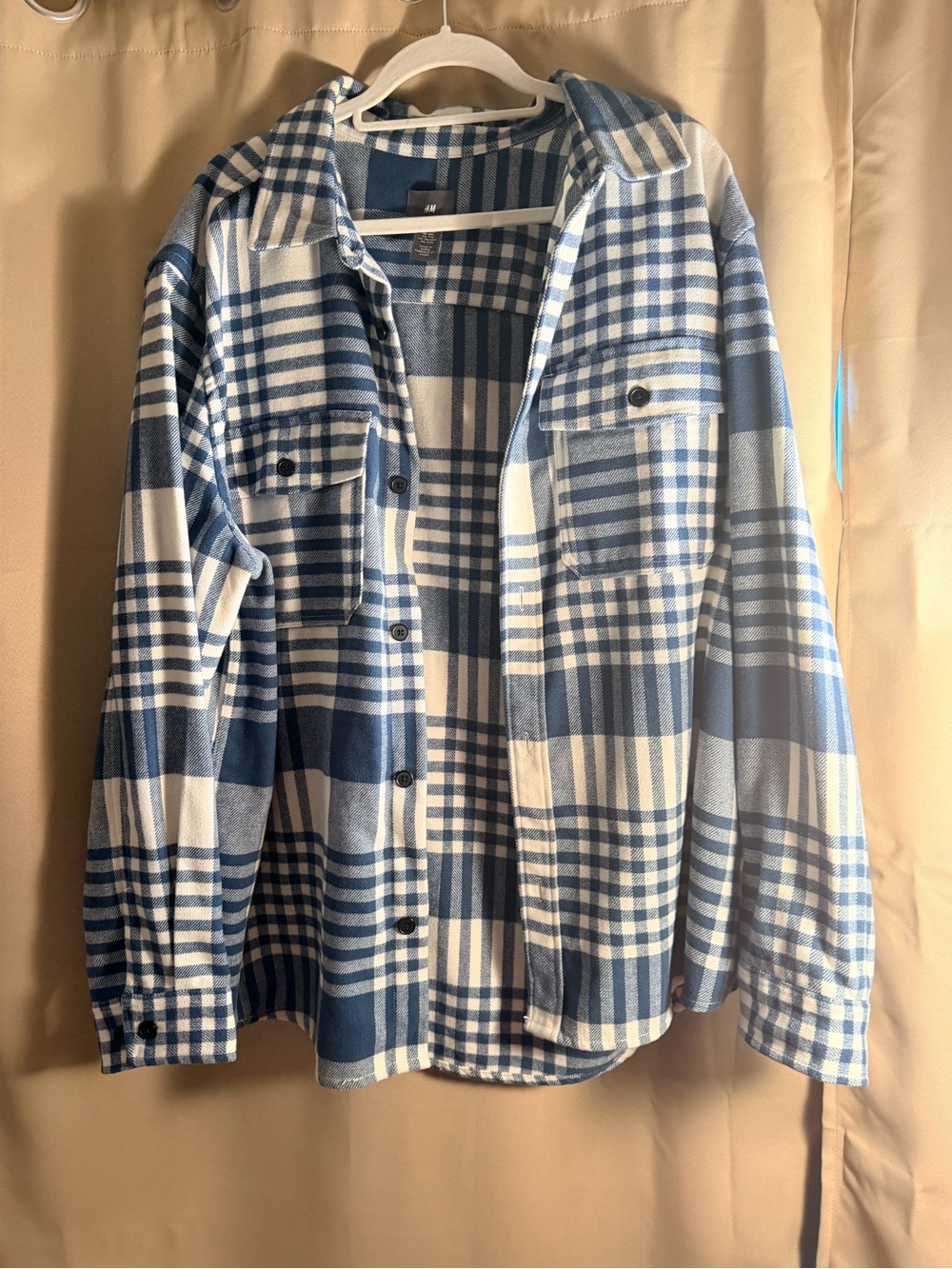 H&M Men’s blue and White Plaid Button-Up Shirt Jacket